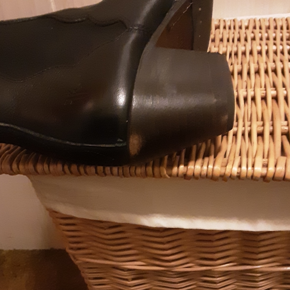 Frye black boots - Picture 10 of 10